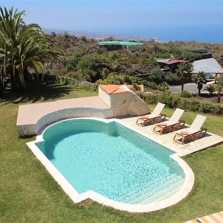 Modern Eingerichtete Leon Mit Terrasse By Interhome Appartamento *