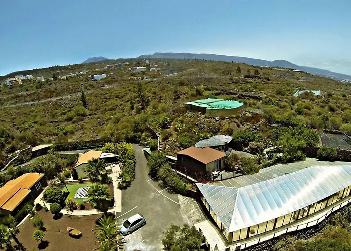 Apartamento Modern Eingerichtete Leon Mit Terrasse By Interhome